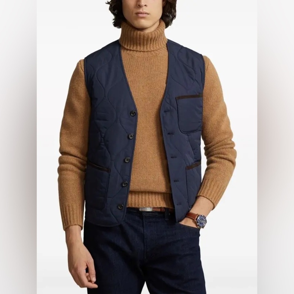 Ralph Lauren Dark Blue Quilted Vest RALPH LAUREN 
Suede-Trim Quilted Gilet